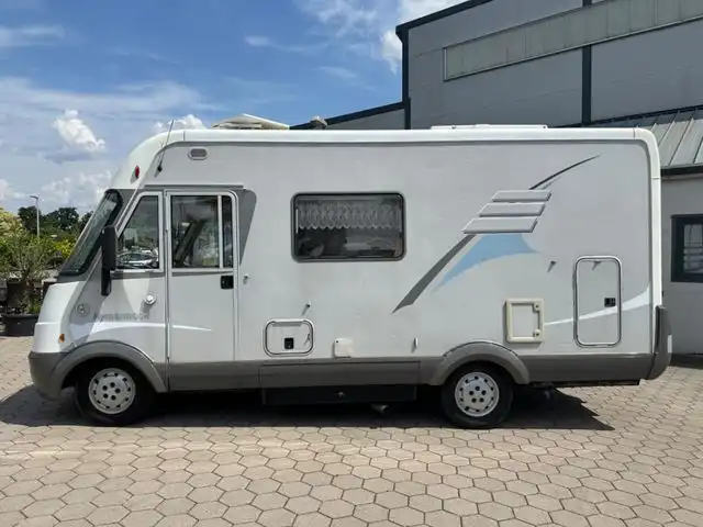 HYMER-ERIBA B 504
